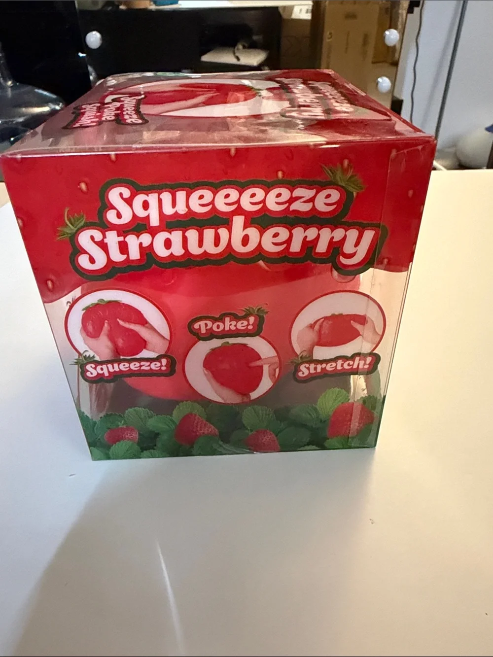 Squeeze soft strawberry